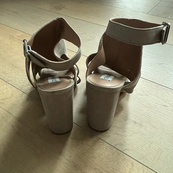 Steve Madden Callie Gray Suede Heeled Sandals - Picture 3 of 5